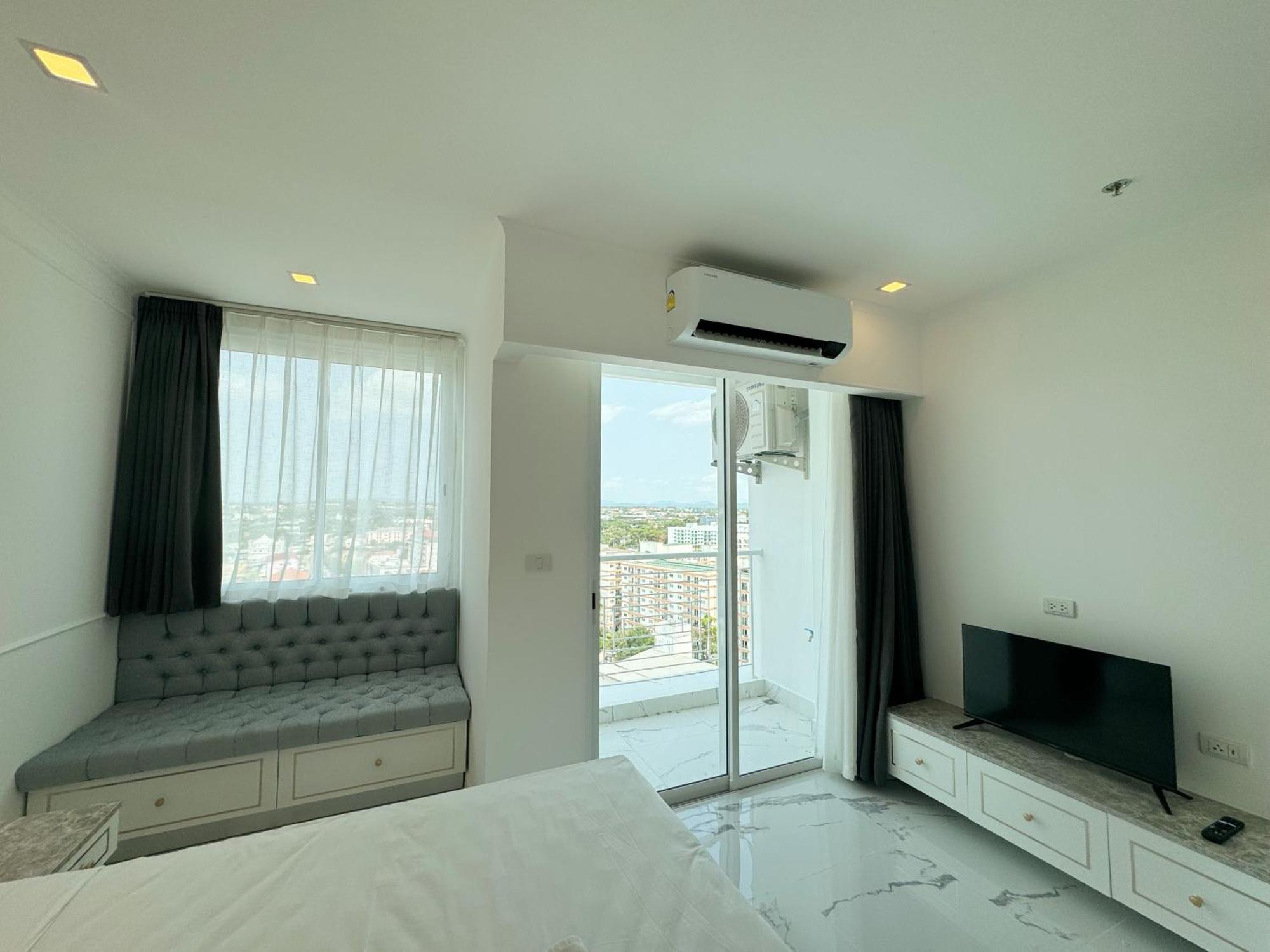 The Empire Chic Residence Jomtien & Yahaha Eksteriør billede